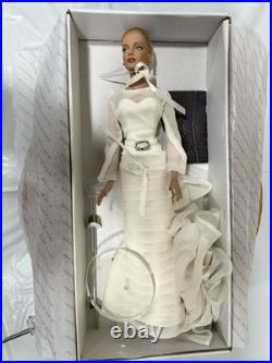 Tonner Tyler Wentworth Show Stopping Sydney 16in Wedding Limited Edition TW2406