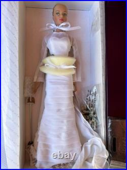 Tonner Tyler Wentworth Show Stopping Sydney Doll TW2406 NRFB Complete In Box