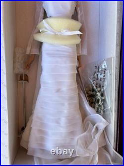 Tonner Tyler Wentworth Show Stopping Sydney Doll TW2406 NRFB Complete In Box