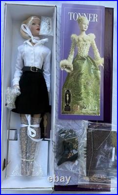 Tonner Tyler Wentworth Signature Style BW Blonde Doll TW0405 MIB NRFB 2004