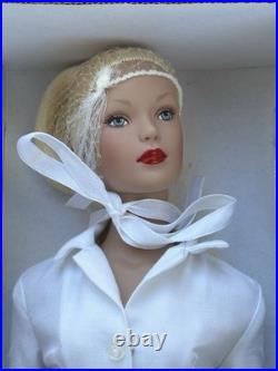 Tonner Tyler Wentworth Signature Style BW Blonde Doll TW0405 MIB NRFB 2004