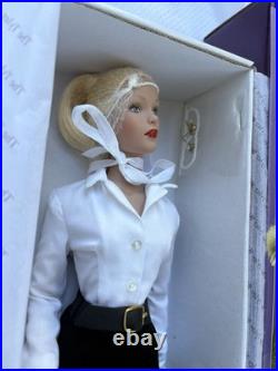 Tonner Tyler Wentworth Signature Style BW Blonde Doll TW0405 MIB NRFB 2004