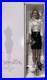 Tonner-Tyler-Wentworth-Signature-Style-Brunette-Doll-T9TWDD11-NRFB-with-Outfit-S-01-qrmx