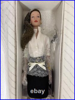 Tonner Tyler Wentworth Signature Style Doll NIB