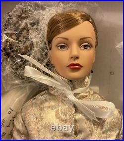 Tonner Tyler Wentworth Ski Retreat Sydney Chase Fashion Doll New In Box Shipper