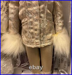 Tonner Tyler Wentworth Ski Retreat Sydney Chase Fashion Doll New In Box Shipper