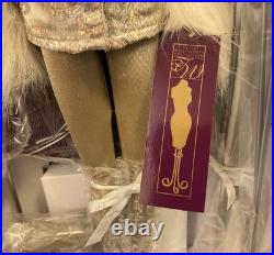 Tonner Tyler Wentworth Ski Retreat Sydney Chase Fashion Doll New In Box Shipper