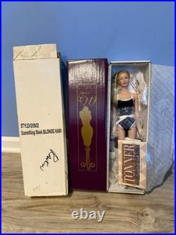 Tonner Tyler Wentworth Something Sleek Blonde Hair Doll #20802 withShipper