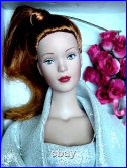 Tonner Tyler Wentworth Something Sleek Redhead In Shakespeare In The Park Outfit