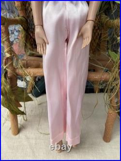 Tonner Tyler Wentworth- Stella Rose Raven upgraded to BW body LE250