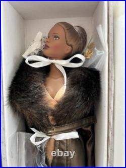 Tonner Tyler Wentworth Sumptuous Esme Doll TW2412 Tonner Tyler Wentworth Sumptuous Esme Doll TW2412