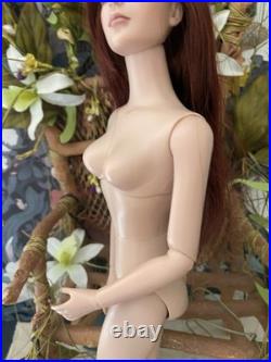 Tonner Tyler Wentworth Sydney Chase 2010 Belladonna in RTW Satin LE200