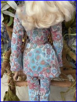Tonner Tyler Wentworth- Sydney Chase Ice Blue 16 dressed doll