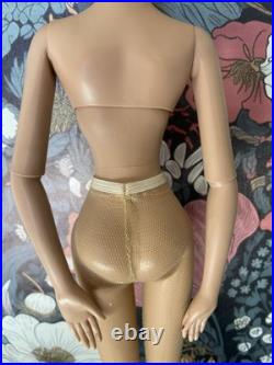 Tonner Tyler Wentworth- Sydney Chase Mistletoe & Magic in MA Alex Wore Red