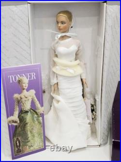 Tonner Tyler Wentworth Sydney Chase Show Stopping Doll TW2406 NRFB LE 1500