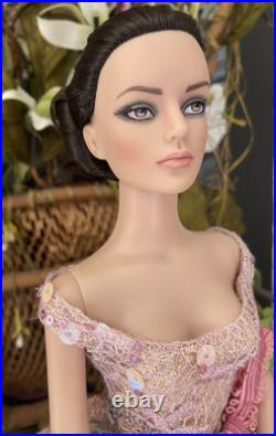 Tonner Tyler Wentworth Sydney Chase The Eyes Have It 16 doll LE200