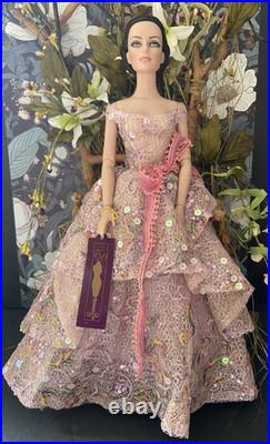 Tonner Tyler Wentworth Sydney Chase The Eyes Have It 16 doll LE200