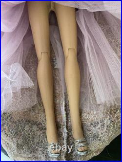 Tonner Tyler Wentworth Sydney Chase The Eyes Have It 16 doll LE200