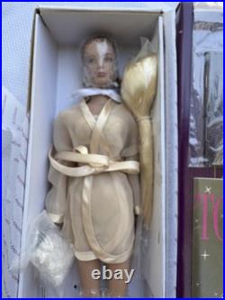 Tonner Tyler Wentworth Sydney Chase Tyler Trends 16 Fashion Doll T5-TWBD-03 Tonner Tyler Wentworth Sydney Chase Tyler Trends 16 Fashion Doll T5-TWBD-03