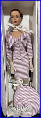 Tonner Tyler Wentworth Sydney Visits Maryhill 16 Doll