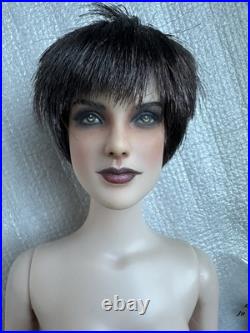 Tonner Tyler Wentworth TWILIGHT SAGA ALICE CULLEN OOAK REPAINT 16 Fashion Doll Tonner Tyler Wentworth TWILIGHT SAGA ALICE CULLEN OOAK REPAINT 16 Fashion Doll
