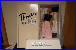 Tonner Tyler Wentworth Theatre de la Mode Fleurs du Mal 16 Doll with Shipper
