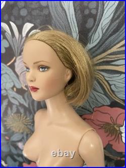 Tonner Tyler Wentworth Trends body redressed bending wrist body