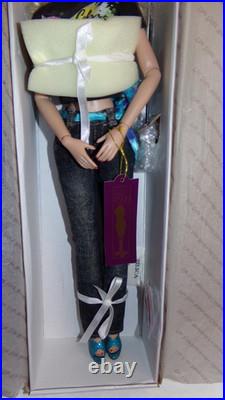 Tonner Tyler Wentworth Tres Chic Denim Charlotte Doll with Box & Accessories