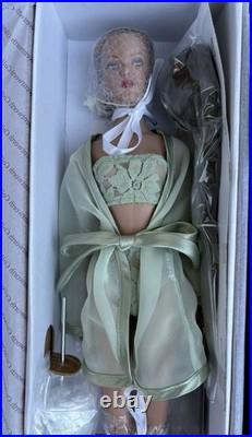 Tonner Tyler Wentworth Tyler Trends 2005 NRFB Blonde Doll + Extra Brunette Wig