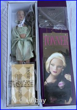 Tonner Tyler Wentworth Tyler Trends 2005 NRFB Blonde Doll + Extra Brunette Wig
