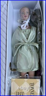 Tonner Tyler Wentworth Tyler Trends 2005 NRFB Blonde Doll + Extra Brunette Wig
