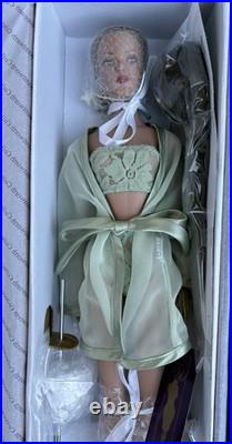 Tonner Tyler Wentworth Tyler Trends 2005 NRFB Blonde Doll + Extra Brunette Wig