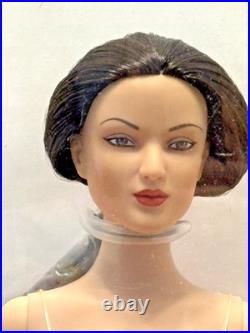 Tonner Tyler Wentworth Ultra Basic AVA Black Hair Doll 16 in Box T8JVSD01 Tonner Tyler Wentworth Ultra Basic AVA Black Hair Doll 16 in Box T8JVSD01
