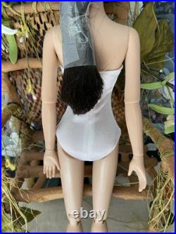 Tonner Tyler Wentworth Ultra Basic Ava New without Box