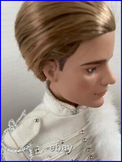 Tonner Tyler Wentworth WINTER FANTASY vinyl DOLL from the 2006 Convention LE50