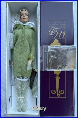 Tonner Tyler Wentworth WINTERGREEN Sydney 16 Fashion Doll NRFB TW2410 LE