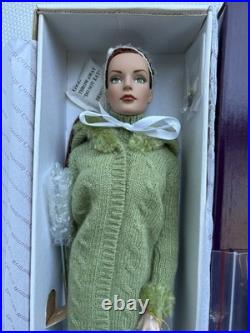 Tonner Tyler Wentworth WINTERGREEN Sydney 16 Fashion Doll NRFB TW2410 LE