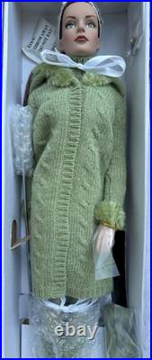 Tonner Tyler Wentworth WINTERGREEN Sydney 16 Fashion Doll NRFB TW2410 LE