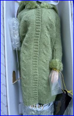 Tonner Tyler Wentworth WINTERGREEN Sydney 16 Fashion Doll NRFB TW2410 LE