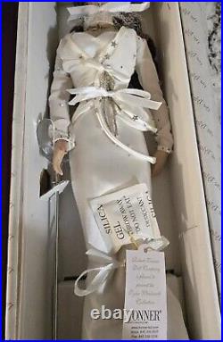 Tonner Tyler Wentworth Winter Romance 16 Fashion Doll In Box -le 300