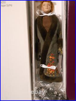 Tonner Tyler Wentworth doll, Absolutely Aspen Sydney TW3205 Tonner Tyler Wentworth doll, Absolutely Aspen Sydney TW3205