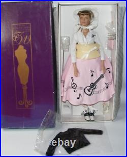 Tonner Tyler Wentworth sock hop convention club doll Cleveland ROCK N ROLL