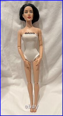 Tonner Ultra Basic Tyler Wentworth Raven 16 Fashion Doll New with Box HTF