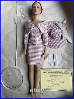 Tonner Wentworth 2004 Collection Sydney Visits Maryhill 16 Dressed Fashion Doll