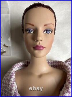 Tonner Wentworth 2004 Collection Sydney Visits Maryhill 16 Dressed Fashion Doll