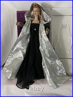 Tonner Wentworth Sydney Chase 16 Fashion Doll DARK EMBRACE