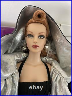 Tonner Wentworth Sydney Chase 16 Fashion Doll DARK EMBRACE