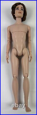 Tonner Wilde Imagination Imperium Park Phin Male Fashion Doll 17 Nude