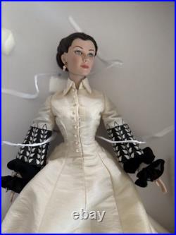 Tonner doll 16, Gone With The Wind, Scarlett, Race Horses All Dressed