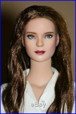 Tonner doll DANIELLE PANABAKER/Caitlin Snowith KILLER FROST The Flash